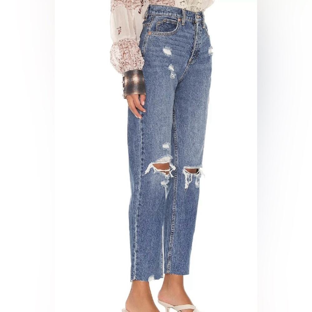 NWT FP We The Free Georgine CRVY Distressed Mom Jean in West End Blue Plus Sz 35 - Picture 3 of 15